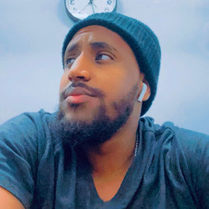 Meet your Posher, Amanuil